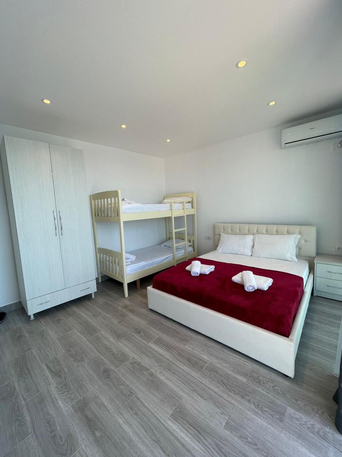 Panorama Sea View Apartments Vlorë Exterior foto